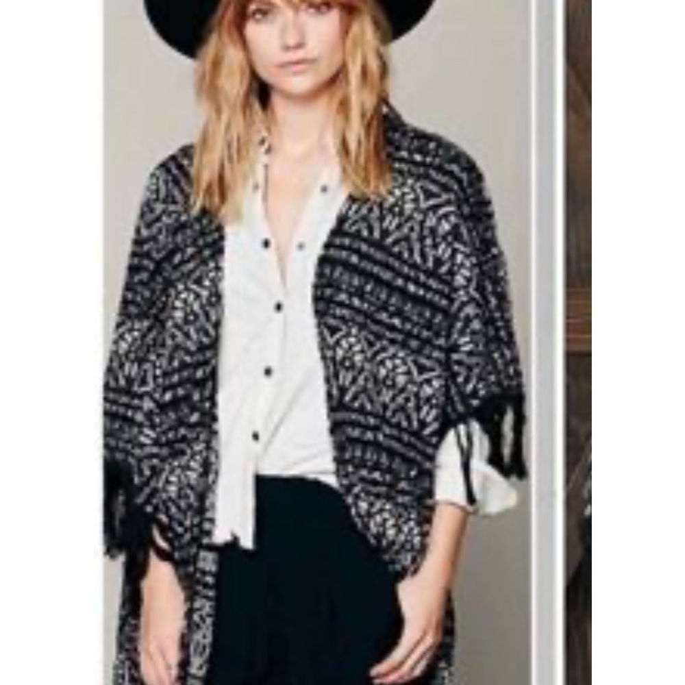 Free People womans Black and grey fringe trim kimono coverup size oversized M/L